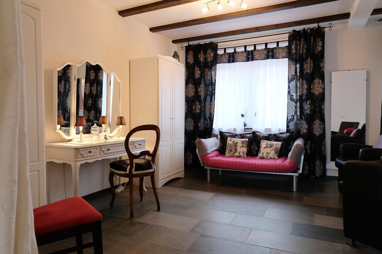 Appartement Residenz Am Berg à Leimen  Extérieur photo